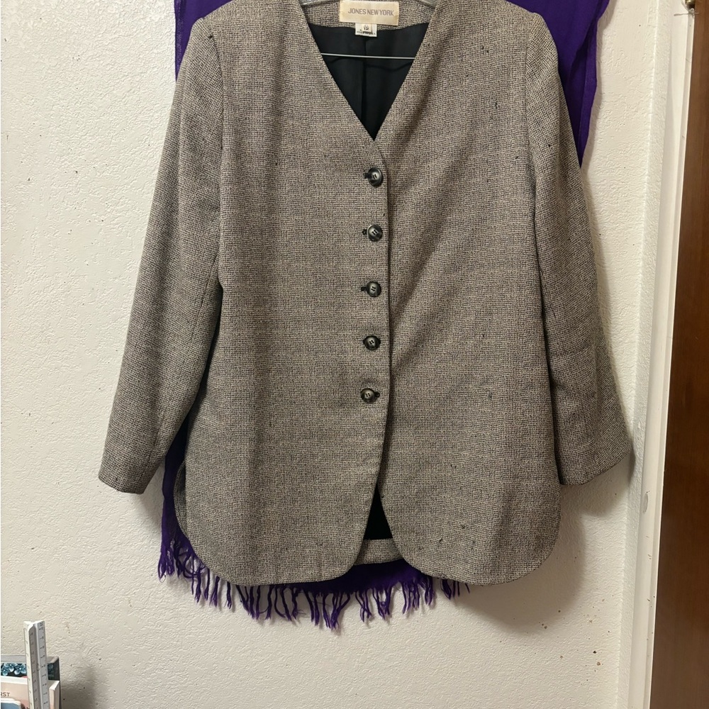 Vintage Joan’s of New York button down wool blazer woman’s size large.(12) - Picture 7 of 8
